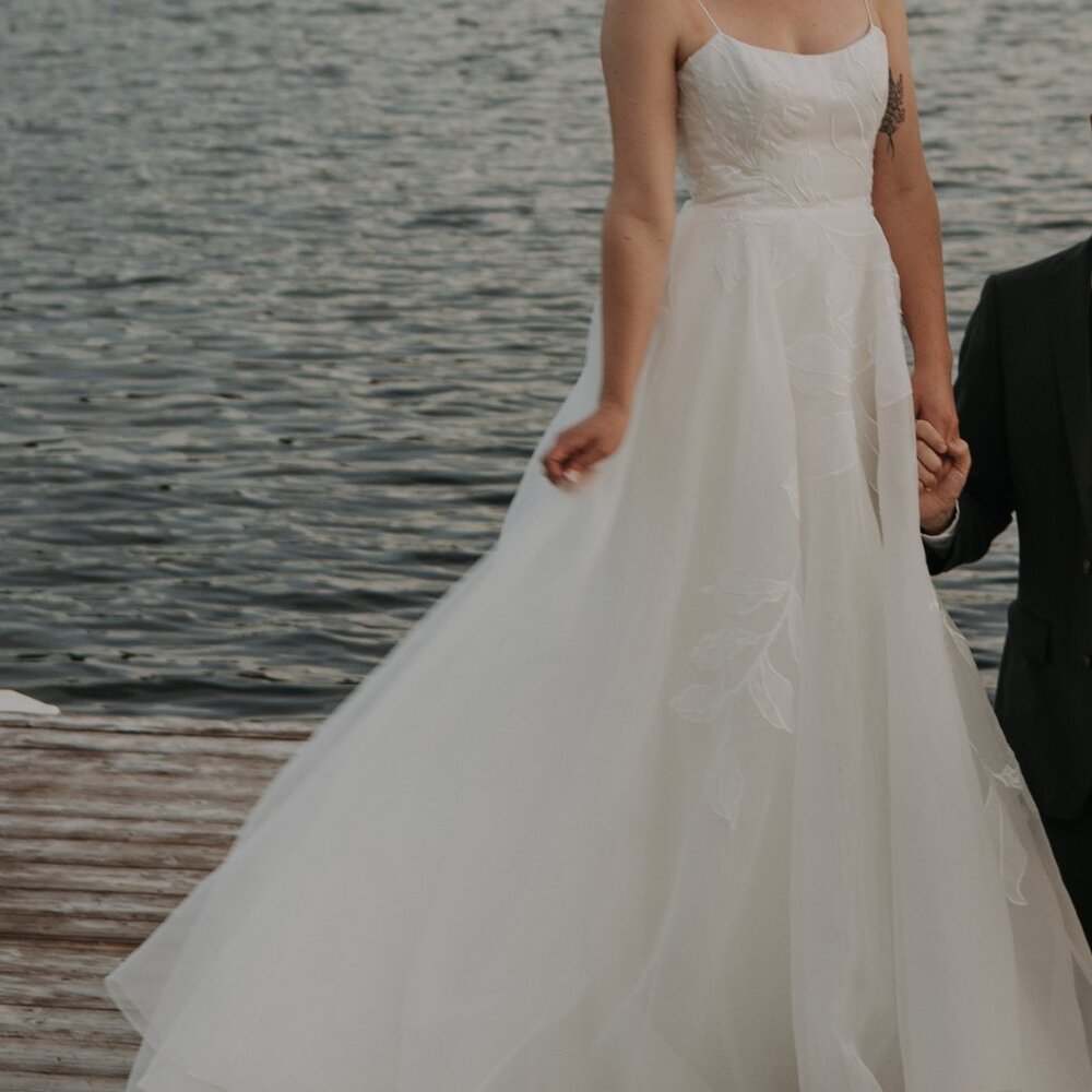 Jenny Yoo Abernathy Wedding Dress Size 6 - Picture 2 of 7